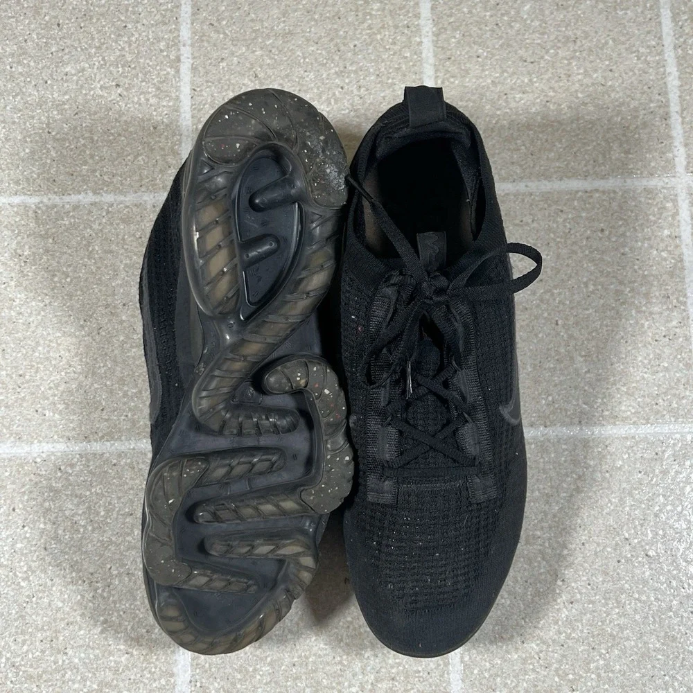 Nike Air VaporMax 2021 Flyknit Shoes Mens 10.5 Black Sneakers DH4084-001